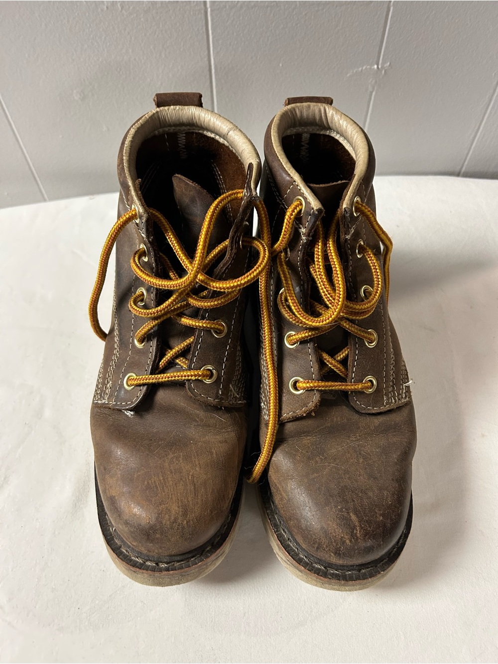Thorogood Youth Kids Brown Leather Lace-Up Boots with Yellow Laces waterproof